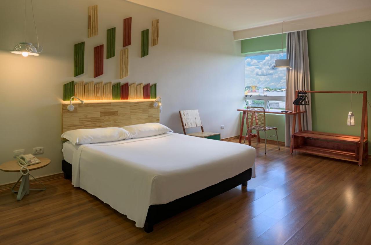 Hotel Nacional Inn Curitiba Santa Felicidade Екстер'єр фото