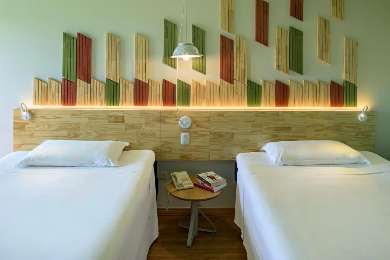 Hotel Nacional Inn Curitiba Santa Felicidade Екстер'єр фото