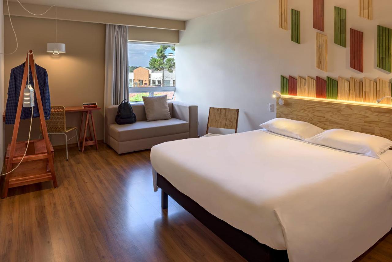 Hotel Nacional Inn Curitiba Santa Felicidade Екстер'єр фото
