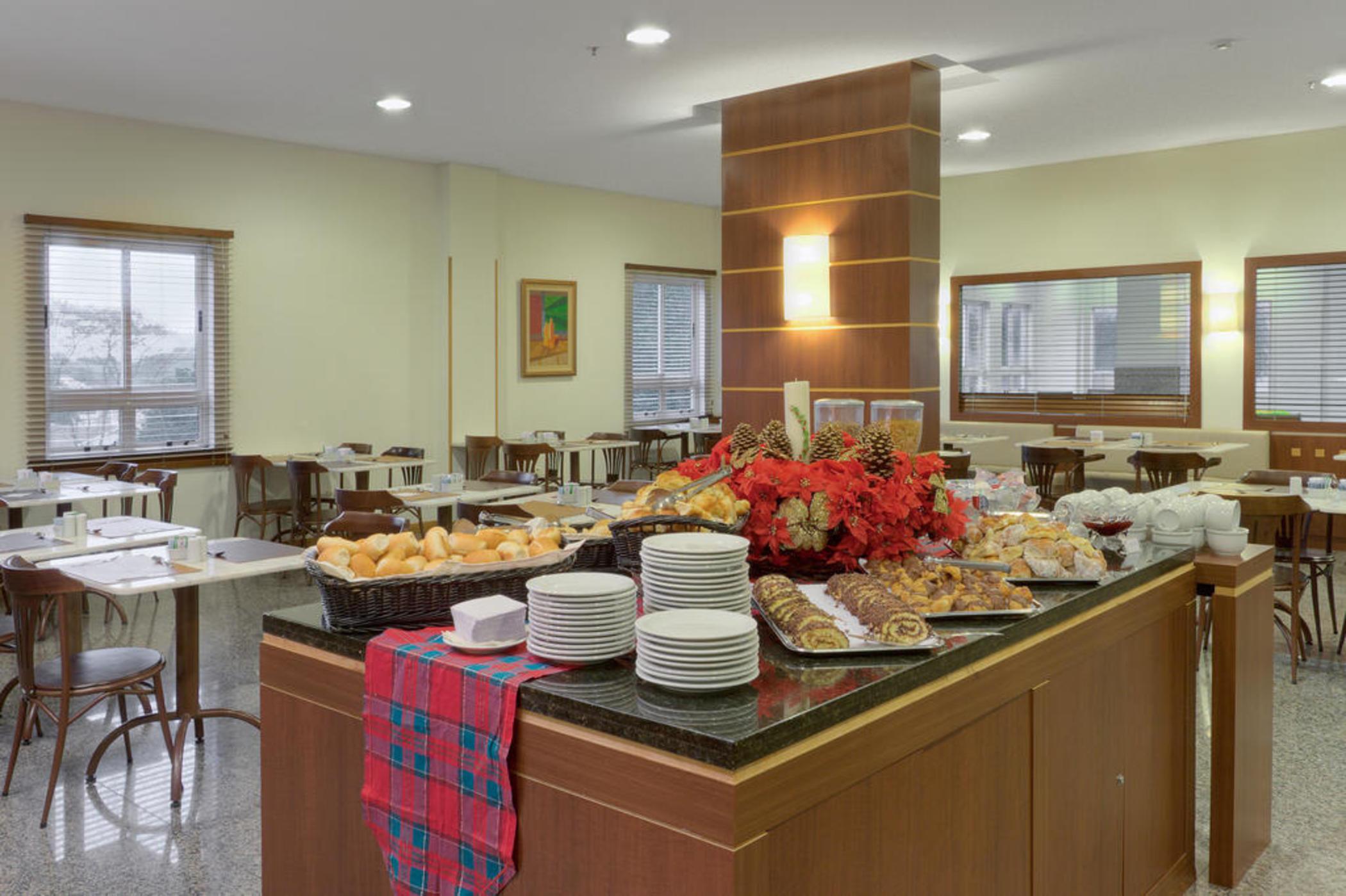 Hotel Nacional Inn Curitiba Santa Felicidade Екстер'єр фото