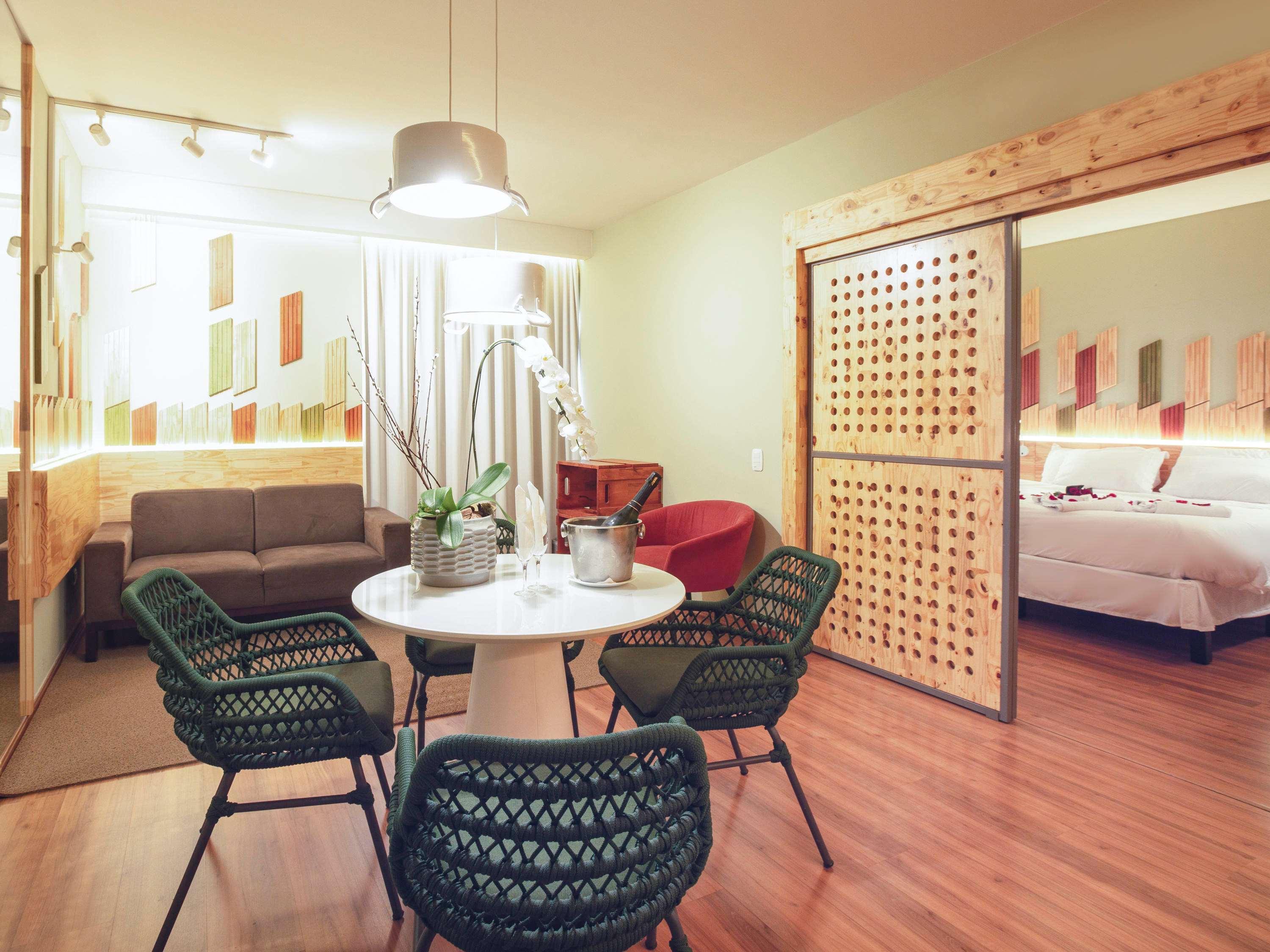 Hotel Nacional Inn Curitiba Santa Felicidade Екстер'єр фото